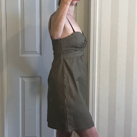 NWT Volcom tan and black pinstriped dress - Picture 4 of 7